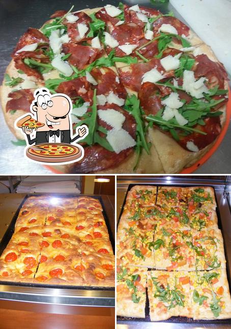 Prenditi una pizza a CORNETTERIA FOCACCERIA