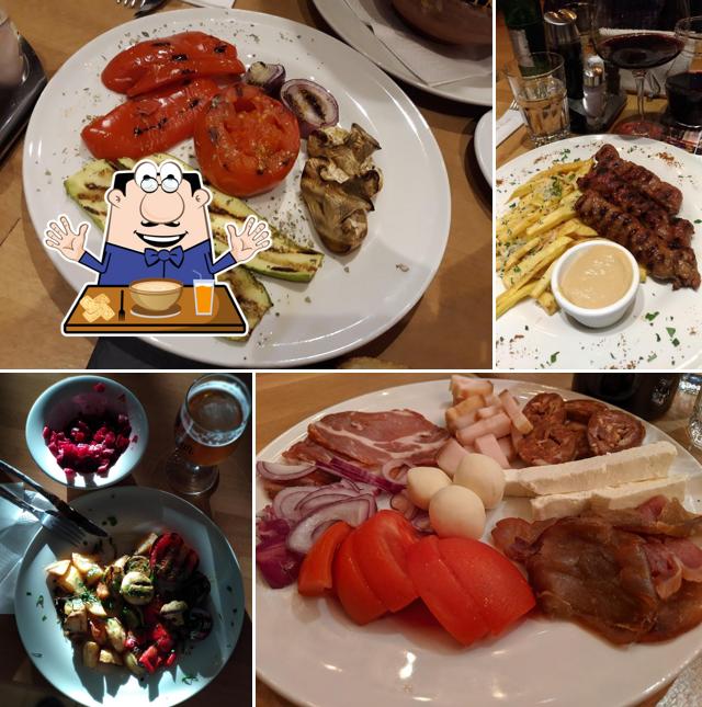 Nourriture à Restaurant LA MAMA Clubul Țăranului Român