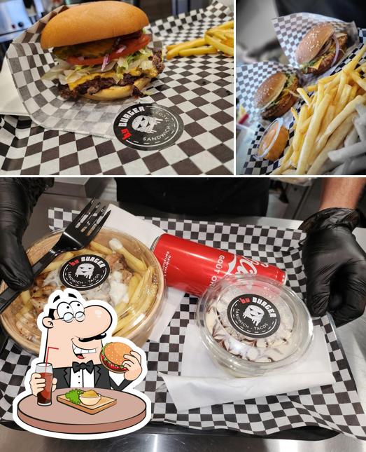 Гамбургер в "by BURGER snack"