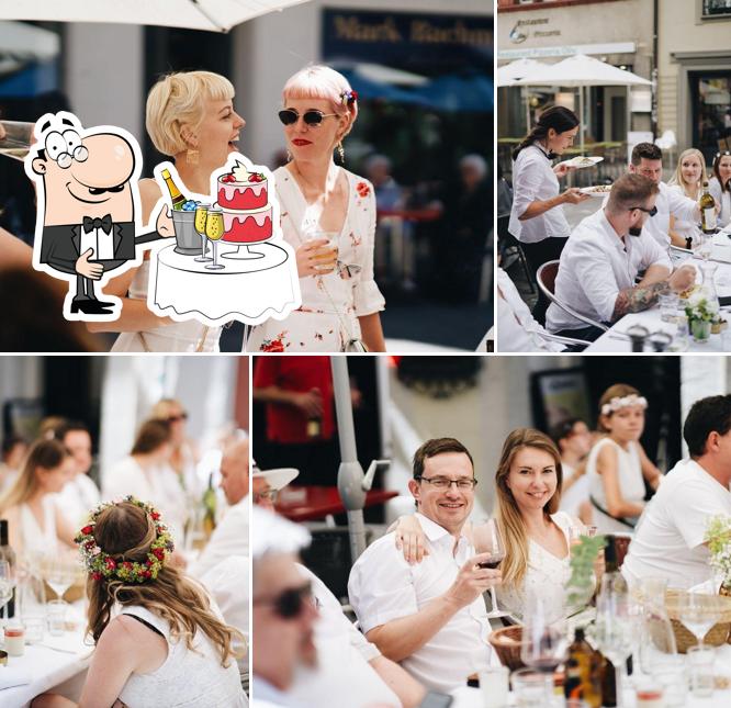 Restaurant Krone das Gasthaus propose un espace pour recevoir un diner pour un mariage