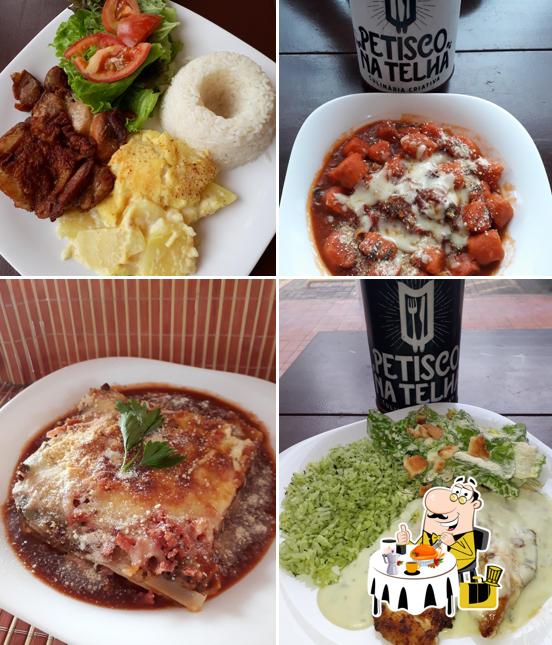 Comida em Petisco na Telha