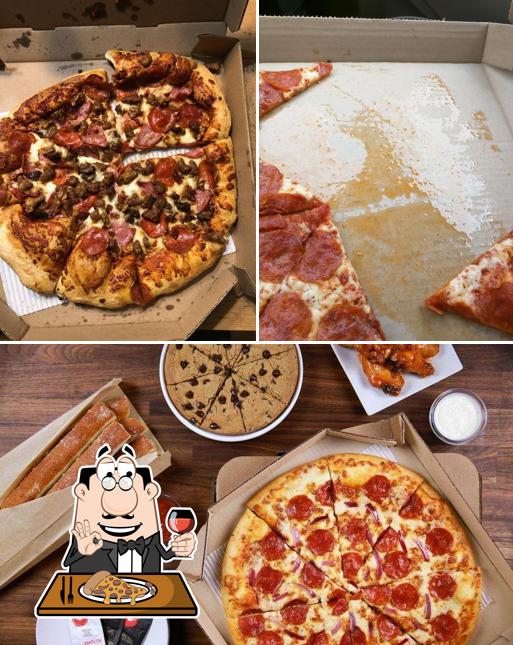 Pizza Hut, 535 N Main St Suite A in Vidor Restaurant menu and reviews