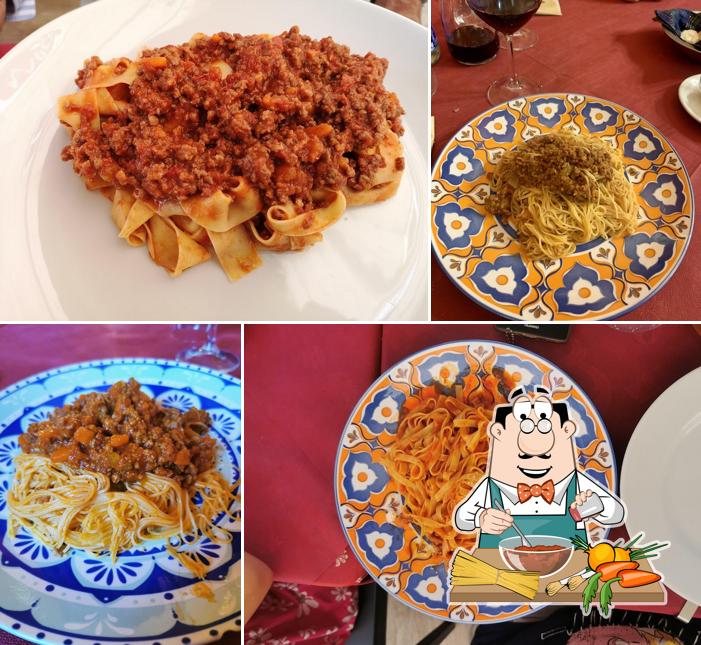 Spaghetti alla bolognese al Capolinea Café
