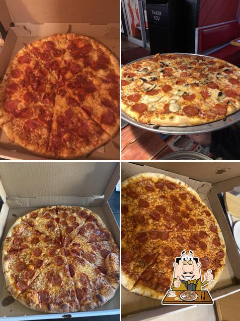 Cae4 Pizzeria Ruffranos Hells Kitchen Pizza Pizza 1 