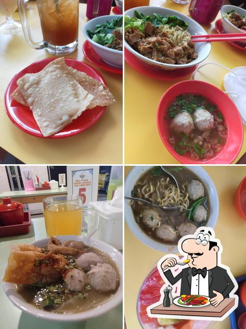 Mie Ayam Bakso Arema Cak Jojoe Gdc Restaurant Depok Restaurant Reviews