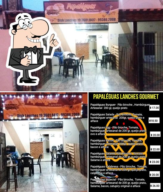 See the pic of Papaléguas Lanches