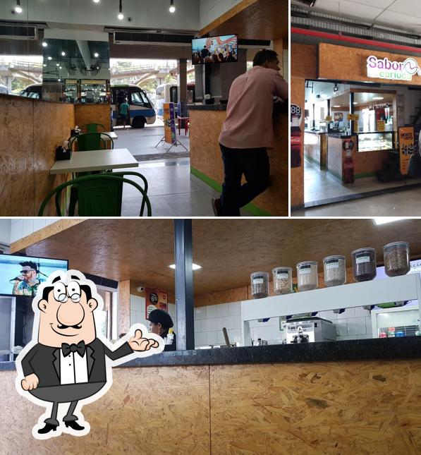 O interior do Sabor Carioca