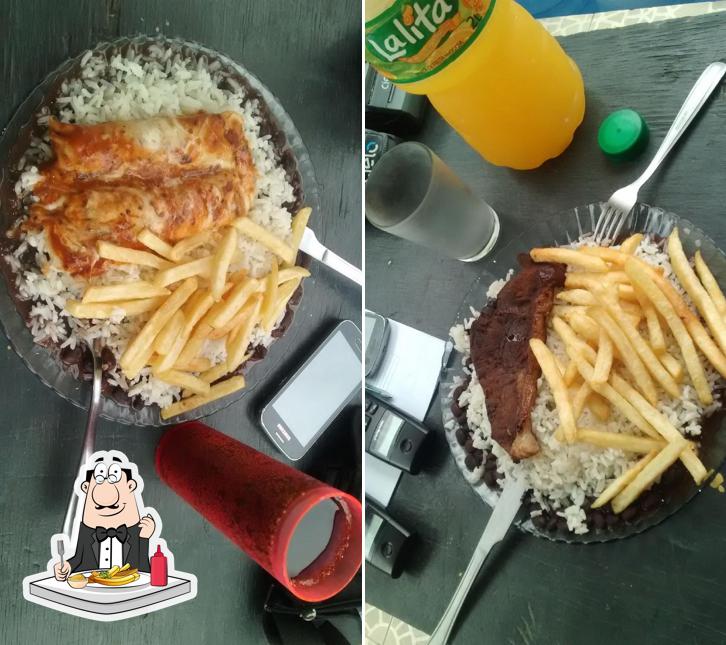 Disfruta de sus patatas fritas en JA LANCHES