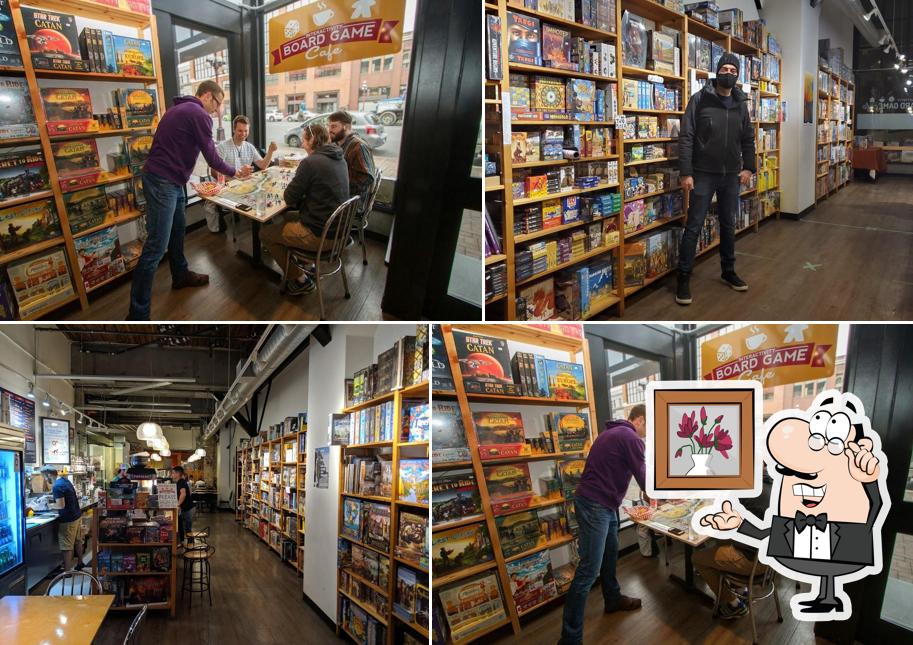 Découvrez l'intérieur de Interactivity Board Game Cafe