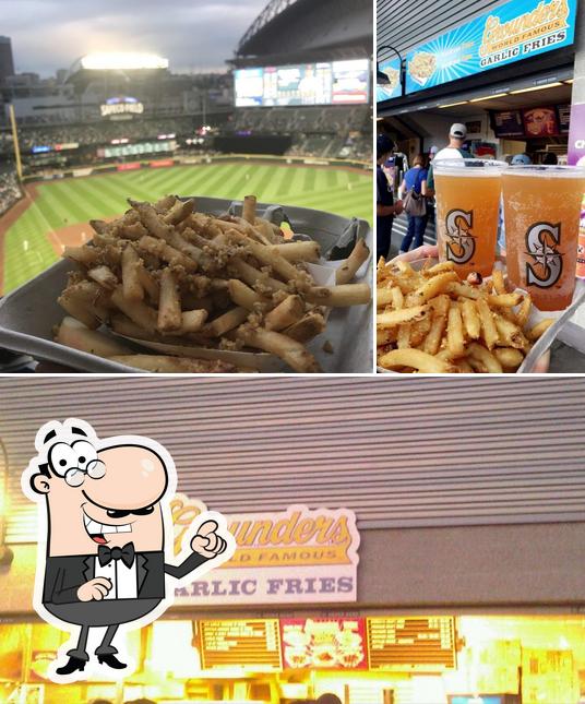 Grounders World Famous Garlic Fries, 1250 1st Ave S in Seattle ...