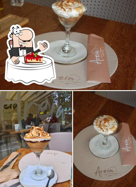 Areia Risoteria & Café serve uma variedade de sobremesas