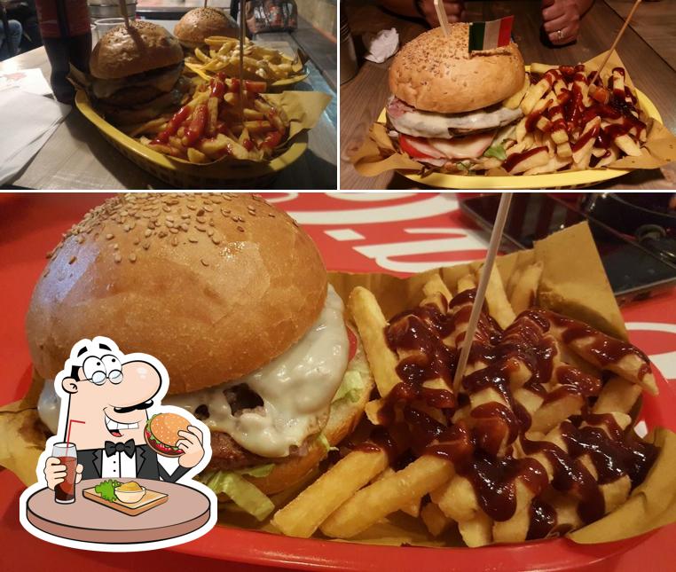 Concediti un bell'hamburger a Carnivorous Panineria Hamburgheria