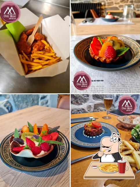 Dégustez des frites à Chez Maxi, Café-Restaurant du Col