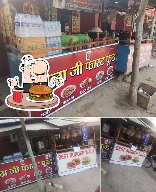 Order a burger at Fast food Gupta market