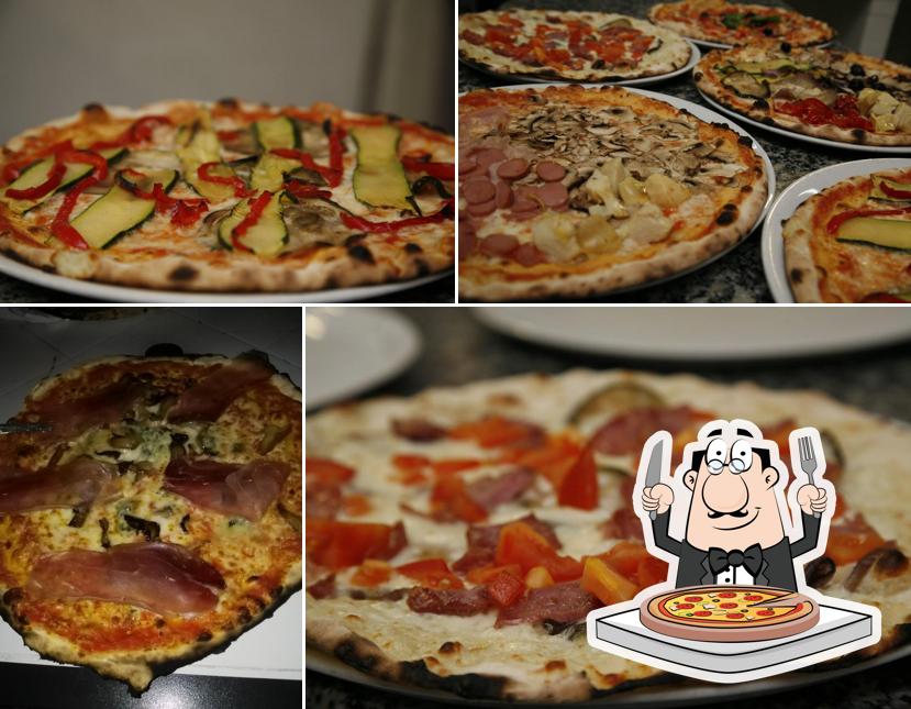 A Il Naviglio, puoi assaggiare una bella pizza