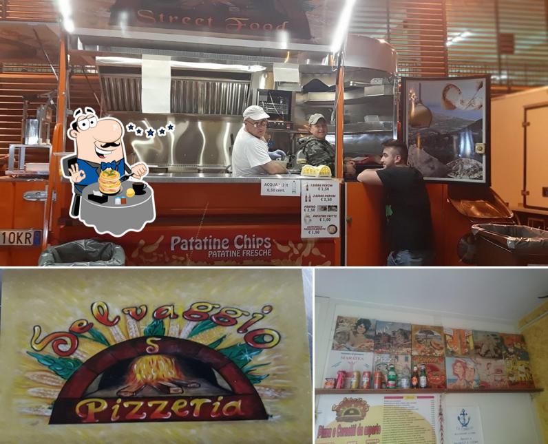 Pizzeria Selvaggio si caratterizza per la cibo e interni