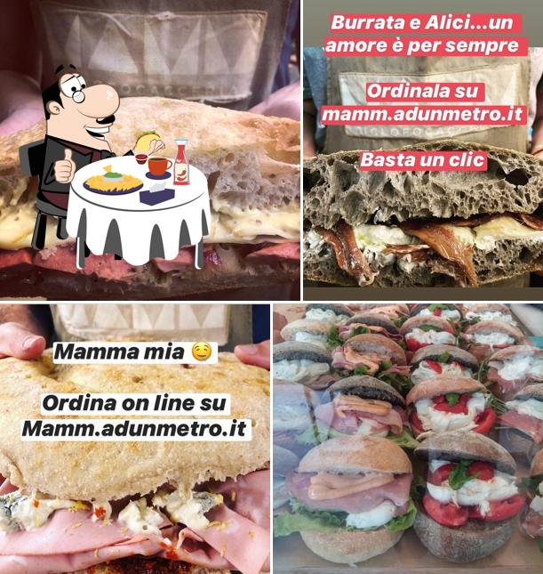 Ordina un hamburger a mamm