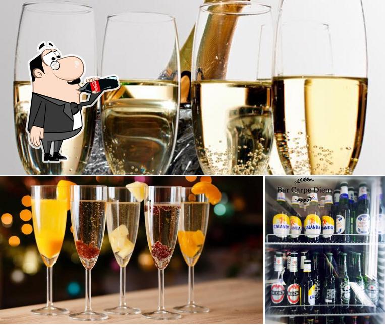 Prenditi un drink dal menu
