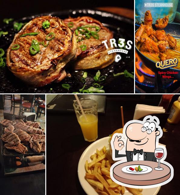 Comida em TR3S Steakhouse