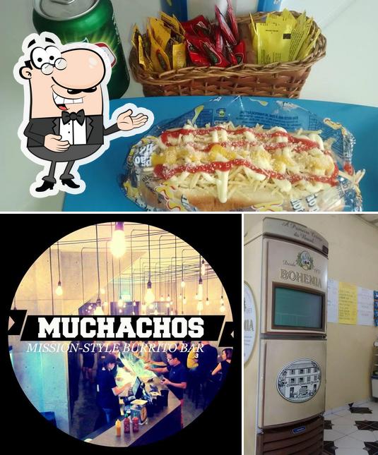 Look at the pic of Muchachos bar