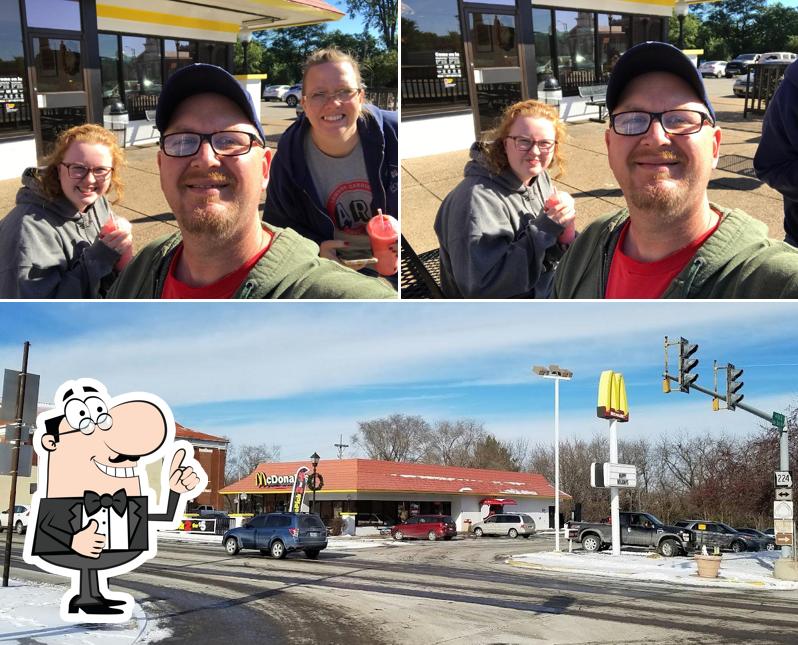 McDonald's in Lexington Restaurant menu and reviews