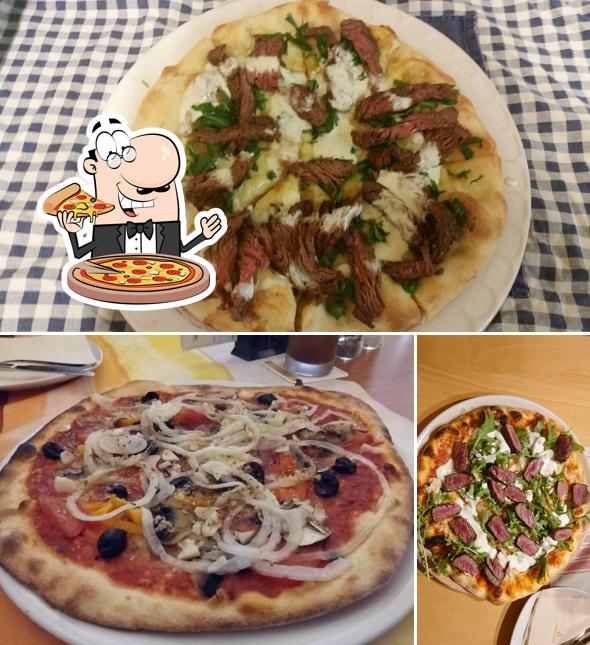 Try out pizza at Gasthof zum Haab