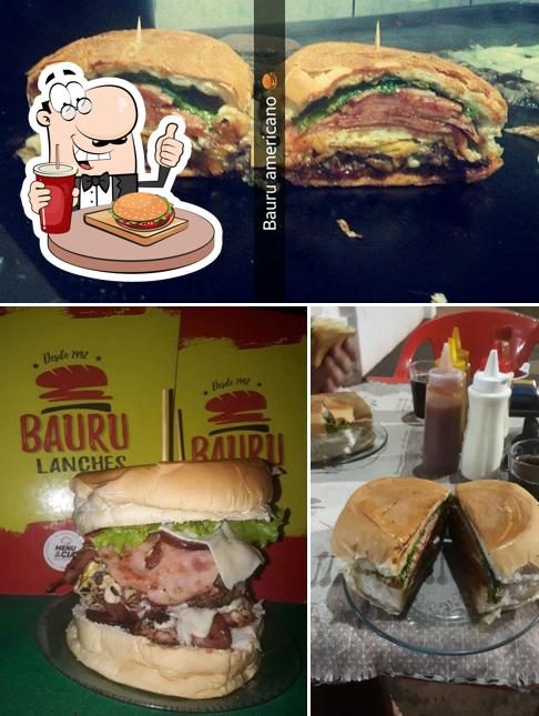 Experimente um hambúrguer no Bauru Lanches