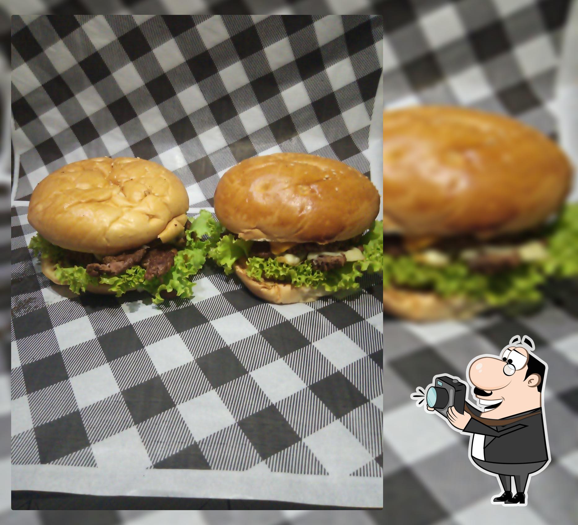 Mael's Burger