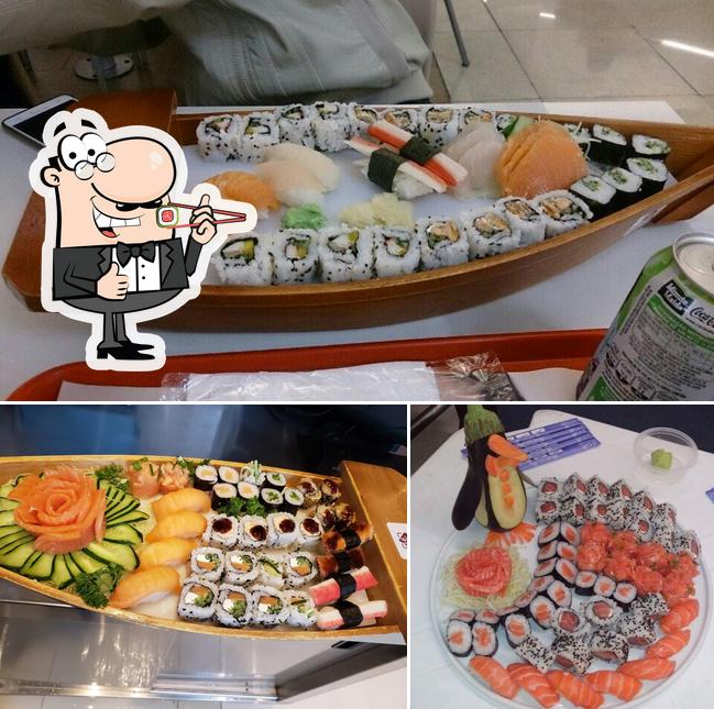 Rolos de sushi são servidos no Restaurante Japonês - Gendai