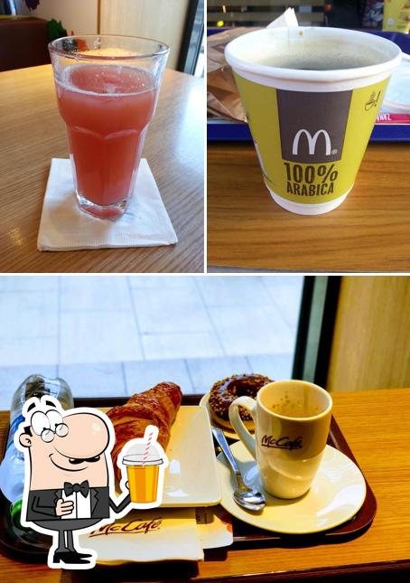 Profitez d'un verre à McDonald's