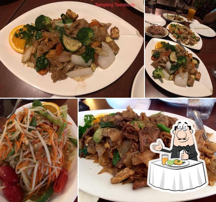 Dusita Thai Cuisine in Santa Clara - Restaurant menu and reviews