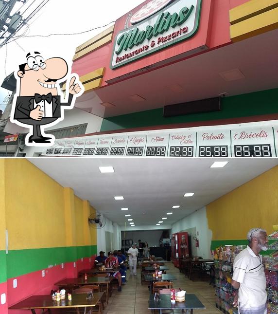 Look at the image of Restaurante e Pizzaria Martins