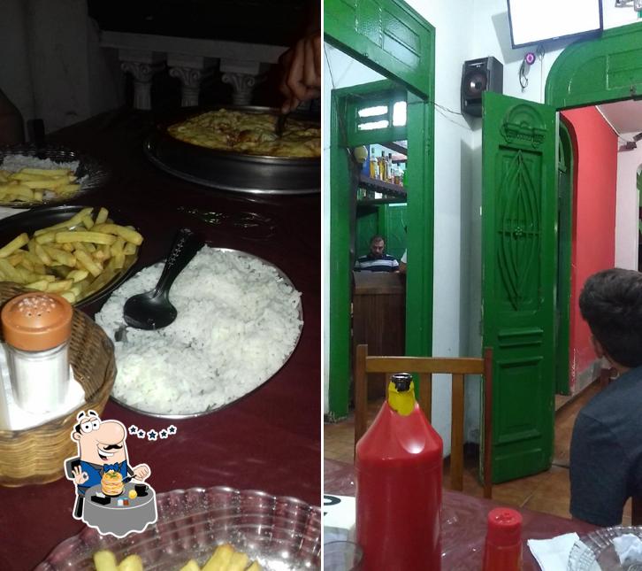 Comida em refugio pizzaria