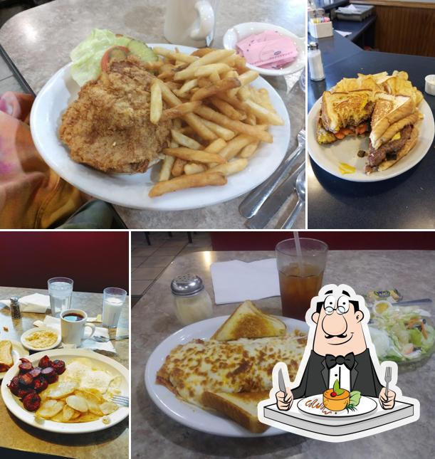 Junie's in Elk Run Heights - Restaurant menu and reviews