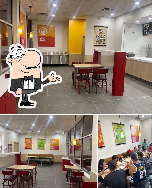 Découvrez l'intérieur de Church's Texas Chicken