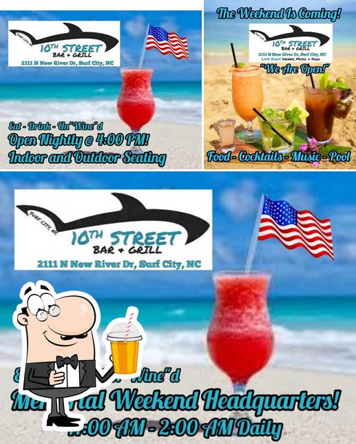 Enjoy a drink at 10th Street Bar & Grill