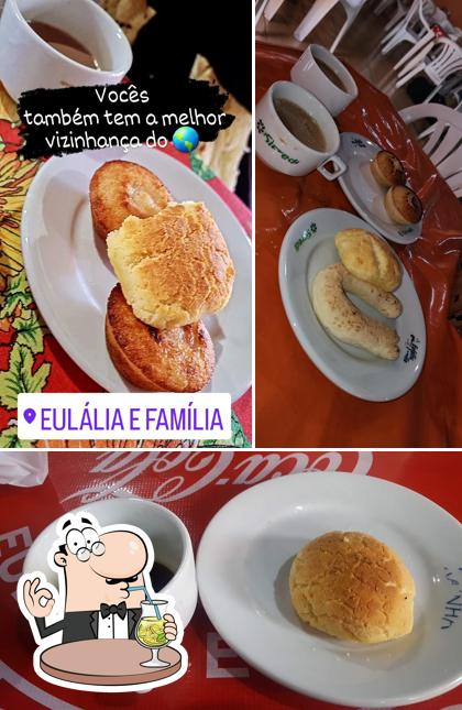 Café em Eulália E Família