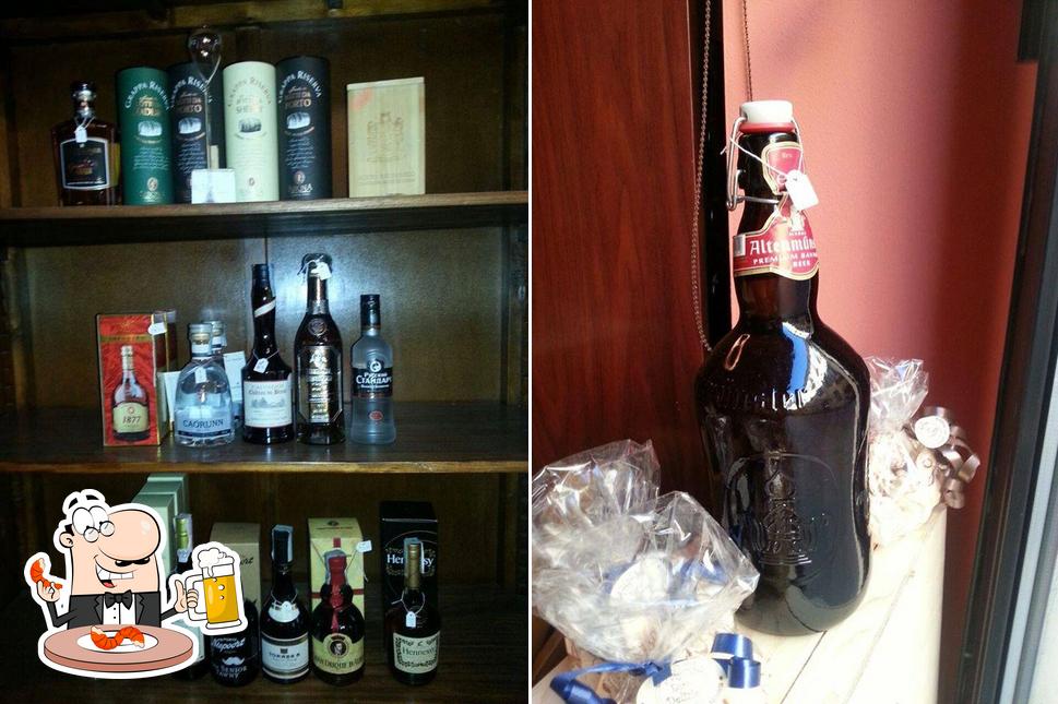 Puoi goderti un rinfrescante bicchiere di birra chiara o scura