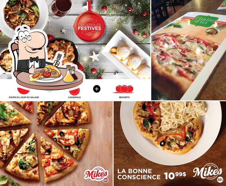 Prenez des pizzas à Toujours Mikes