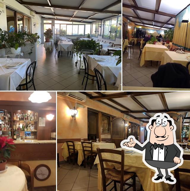 Gli interni di osteria paganine