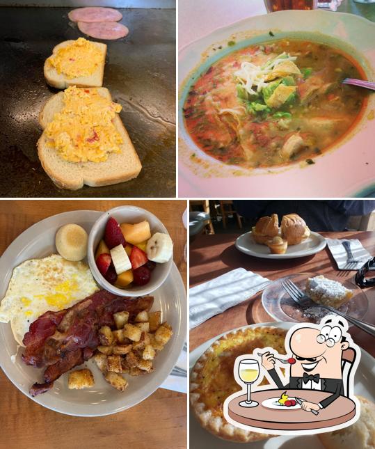 Swirl Bakery Cafe & Catering in Flower Mound Restaurant menu and reviews