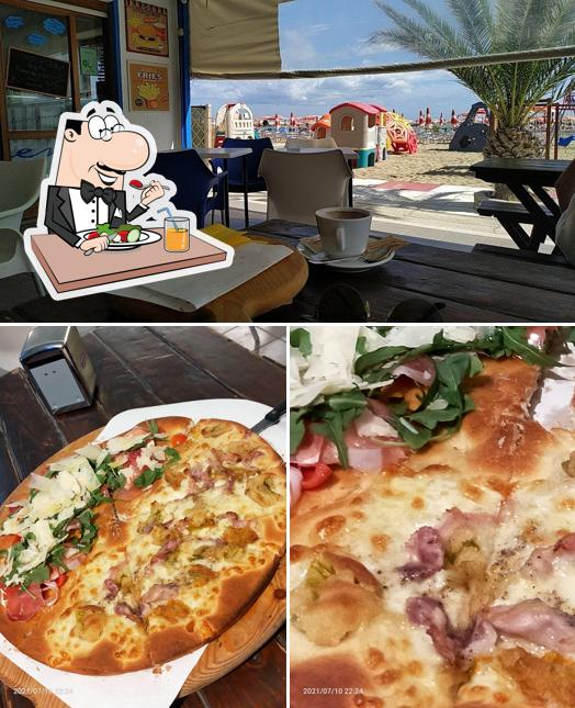 Bar Ponente Monnabeach si caratterizza per la cibo e interni