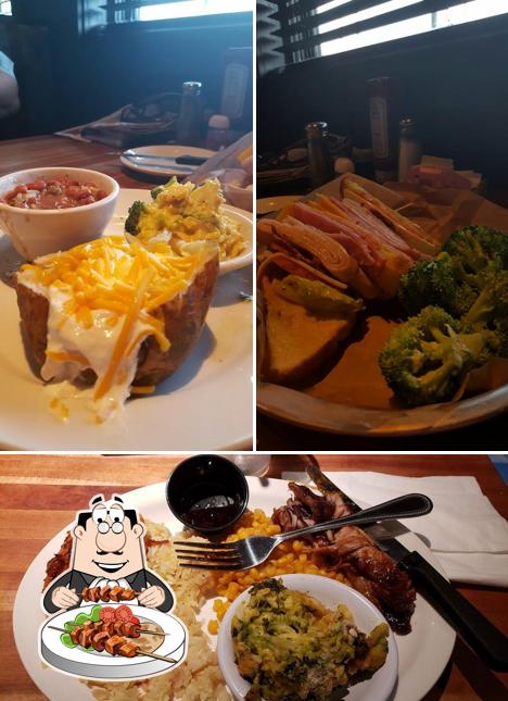 Cheddar's Scratch Kitchen in Greenville Restaurant menu and reviews