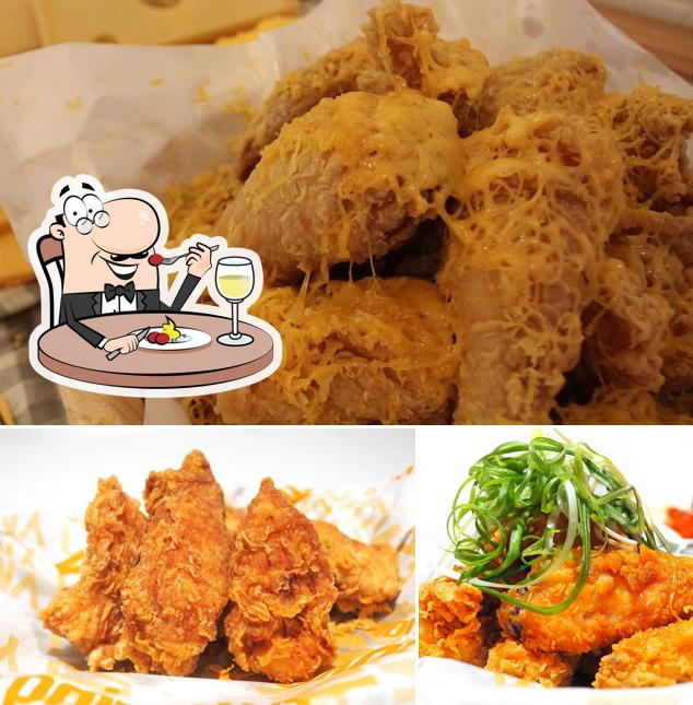 Comida en CHIBAB CHICKEN (Korean Fried Chicken & K-Food) (치밥 치킨)
