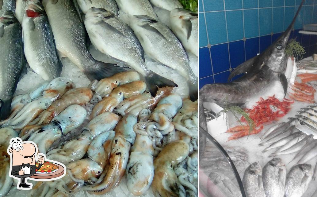 Pescheria Acqua Blu di Manziana serve un menu per gli amanti dei piatti di mare