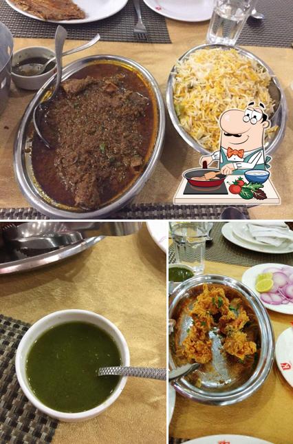 Chicken curry at Karim's Restaurant From Delhi