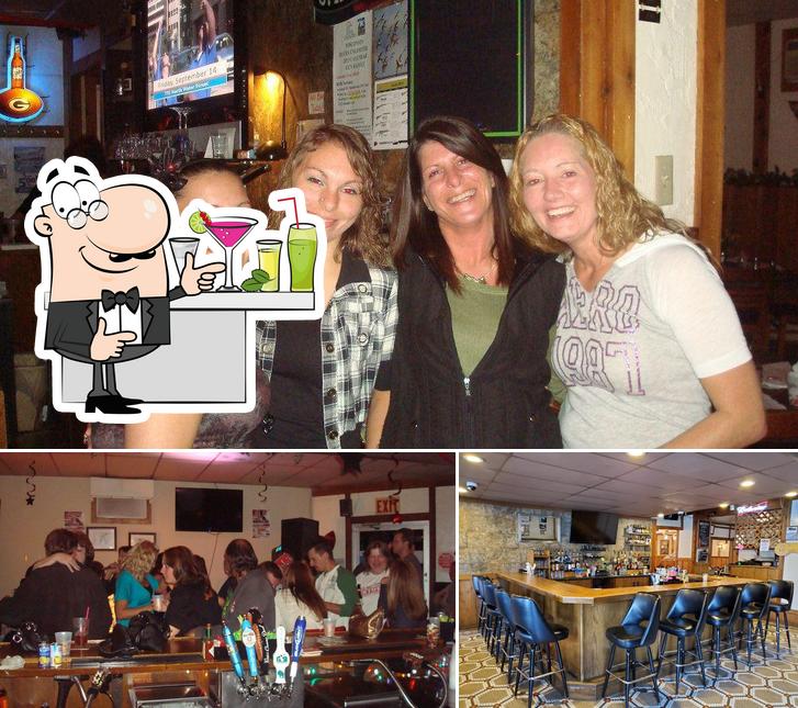 Lake Street Inn in Hustisford Restaurant menu and reviews