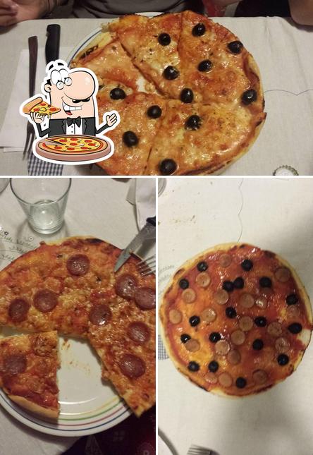 Scegli una pizza a Ristorante-Pizzeria da Zia Daniela Ceresole Reale