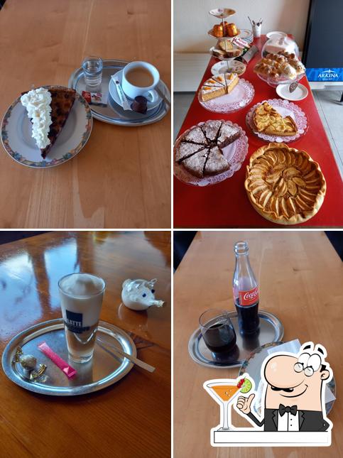 La immagine della bevanda e cibo di Tee Dea Cafe