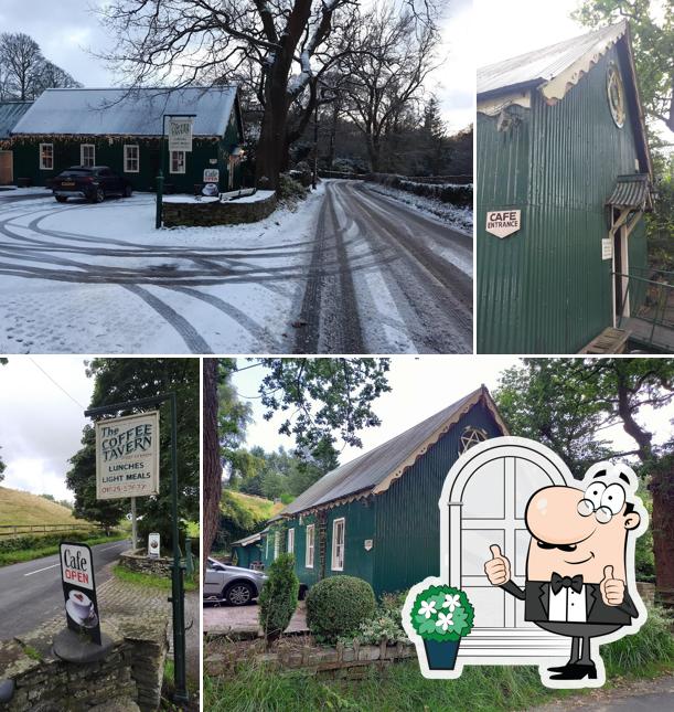 The Tin Hut Coffee Tavern, Shrigley Road in Macclesfield Restaurant